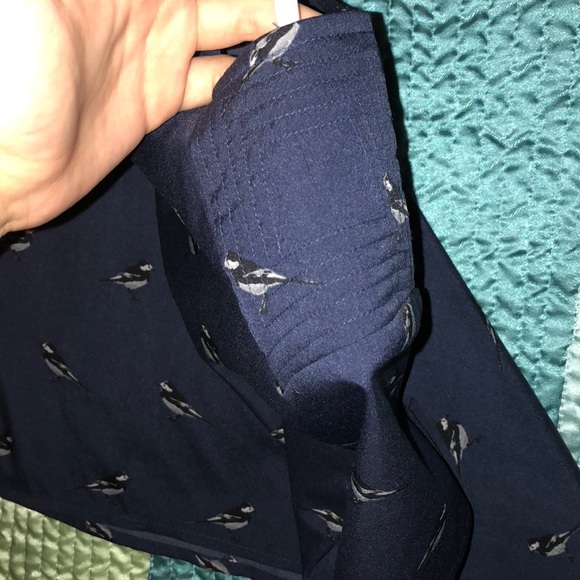 Banana Republic Small Blouse - Picture 3 of 4